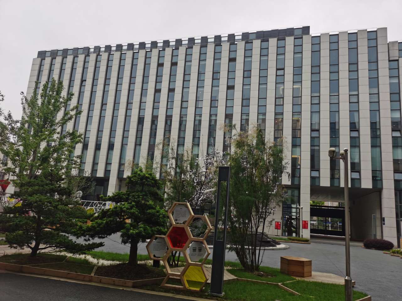 臨港滴水湖幕墻檢測3 臨港滴水湖幕墻檢測3